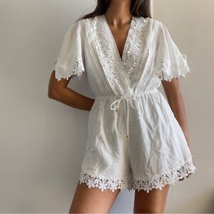 White linen boho cotton romper with embroidered crochet lace trim | Size 10